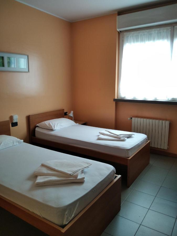 La Cordata Accommodation - Zumbini 6 Milán Exteriér fotografie