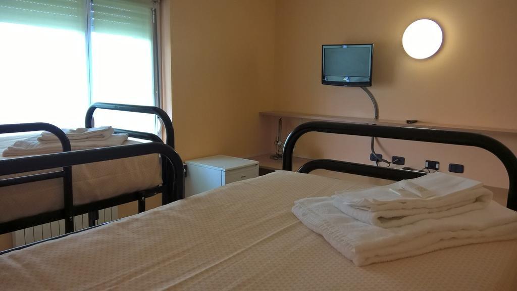 La Cordata Accommodation - Zumbini 6 Milán Exteriér fotografie